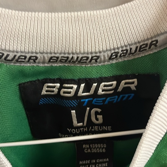2 Bauer Practice Jerseys for Hockey - Picture 4 of 7